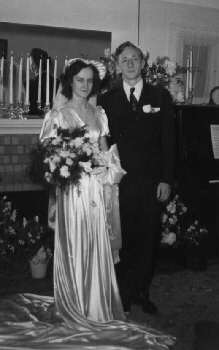 dedicatedmom1c.jpg (10311 bytes)